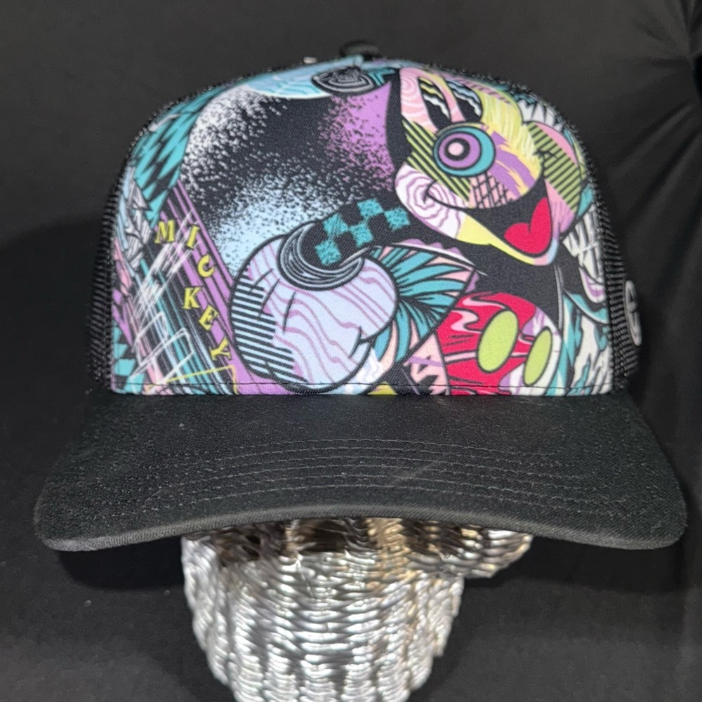 Neff Disney Graffiti Mickey Trucker with adjustable SnapBack NWT